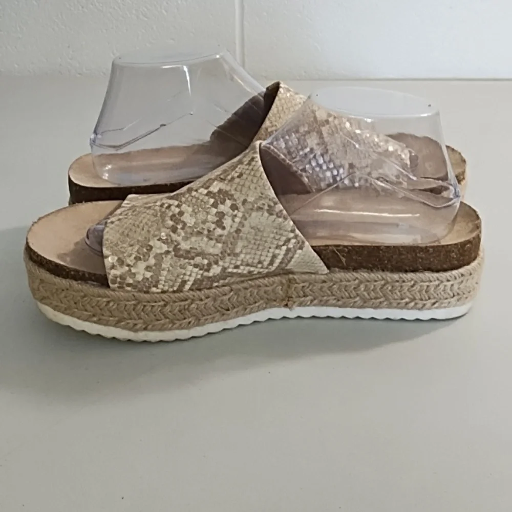 Dolce Vita Tan Espadrille Slide Platform Shoes